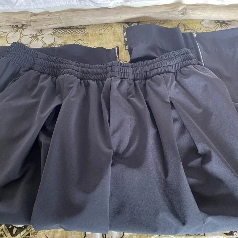 Nike Italy XL Elevated Capri Jogger Zip Ankle